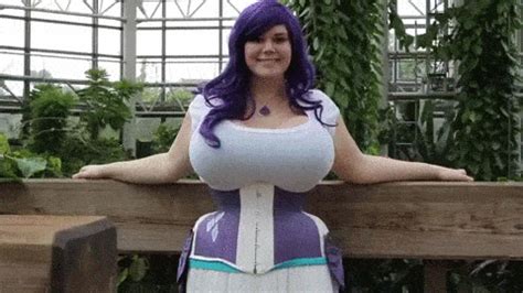 big boobs bouncing gif|Big Boobs Bouncing Porn GIFs 